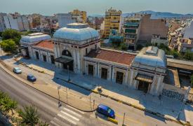 ΓΑΙΑΟΣΕ: «Διπλό προσκλητήριο» σε ιδιώτες για αξιοποίηση Σιδηροδρομικών Σταθμών Λαρίσης (Αθηνών) και Πελοποννήσου - Οι μικτές χρήσεις