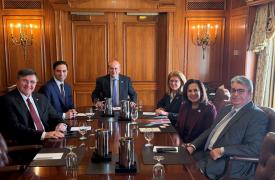 Επίσκεψη Χατζηδάκη στον Καναδά: «Πιο κοντά από ποτέ η Ελλάδα με την ομογένεια»