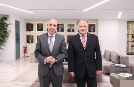 Μπρατάκος: «Η Ελλάδα μπορεί να ενισχύσει τον ρόλο της ως κόμβος ενέργειας και μεταφορών»