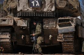 Το Ιράν αρνείται ότι στόχευσε το Αζερμπαϊτζάν: Απειλεί την Ευρώπη - Μαίνεται ο πόλεμος στη Μ. Ανατολή