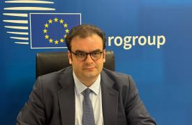 Πιερρακάκης: Στοχευμένα, δίκαια, αποτελεσματικά μέτρα στήριξης με έμφαση στα πιο ευάλωτα νοικοκυριά και επιχειρήσεις