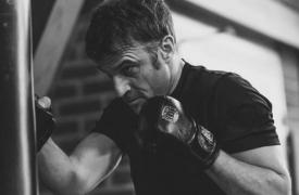 Οι Έλληνες φίλοι του Μακρόν - Με συγκίνηση ο Δένδιας στην Κύπρο - Και τι θα το κάνουν οι Ισπανοί το ελαιόλαδό τους;