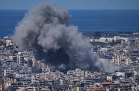 Μπαράζ βομβαρδισμών από Ισραήλ σε Βηρυτό και Τεχεράνη - Ιρανικό χτύπημα σε διυλιστήριο στο Μπαχρέιν