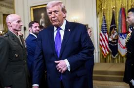 Τραμπ: Οι ΗΠΑ θα ανταποδώσουν «σύντομα» την επίθεση στο Ριάντ