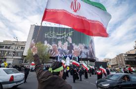 Ιράν: Χιλιάδες άνθρωποι συγκεντρώθηκαν για να εκφράσουν την υποστήριξή τους στον νέο ανώτατο ηγέτη