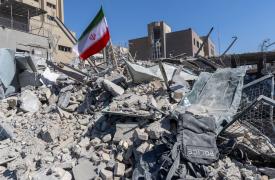 Το Ιράν ισχυρίζεται πως έπληξε αμερικανικό τάνκερ - Το Αζερμπαϊτζάν προειδοποιεί την Τεχεράνη