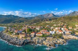 6 υπέροχα χωριά για ανοιξιάτικες αποδράσεις