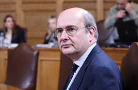 Χατζηδάκης: Η αντιπολίτευση υπερασπίζεται το βαθύ κράτος αντί για τους ανυπεράσπιστους πολίτες