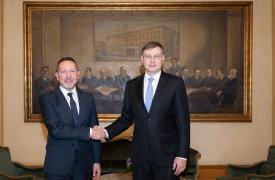 Συνάντηση Στουρνάρα-Ντομπρόβσκις: «Η Ελλάδα διατηρεί την αναπτυξιακή της δυναμική το 2026»