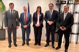 Συνάντηση Πιερρακάκη – Κοβέσι στην ΑΑΔΕ για τα Τελωνεία