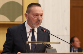 Στουρνάρας: Το τρίπτυχο «άμυνας» των τραπεζών