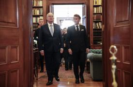 Συνάντηση Τασούλα - Μακρόν: «Ιστορικοί οι δεσμοί Ελλάδας - Γαλλίας»