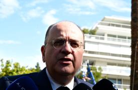 Νέα «πυρά» ΠΑΣΟΚ - ΣΥΡΙΖΑ για την παραίτηση Λαζαρίδη