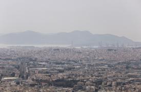 Σε εξέλιξη το επεισόδιο μεταφοράς σκόνης στη χώρα - Από Σάββατο βράδυ η σταδιακή ύφεση του