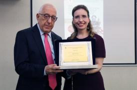 Βράβευση του Ν. Κακλαμάνη από την Ιατρική Σχολή Αθηνών