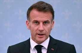 Μακρόν: Να αντισταθούμε στην ηγεμονία ΗΠΑ - Κίνας