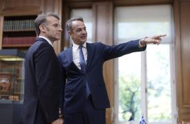 Politico: Ελλάδα και Γαλλία ζητούν νέα ευρωομόλογα και παράταση στην αποπληρωμή του Ταμείου Ανάκαμψης