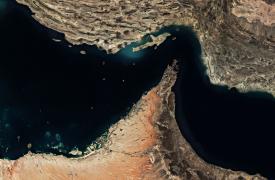 Οι IRGC κλείνουν ξανά τα Στενά του Ορμούζ «μέχρι να αρθεί ο ναυτικός αποκλεισμός των ΗΠΑ»