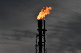 Ο Τραμπ «κοκκινίζει» το πετρέλαιο - «Μάχη» στα 100 δολάρια για το Brent