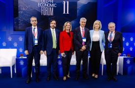 Bain & Company: Οι δυνάμεις που αναδιαμορφώνουν επενδύσεις και τραπεζική εμπειρία