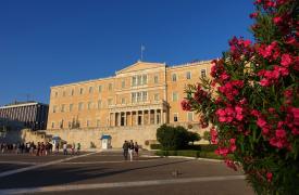 Ποια μέτρα στήριξης φέρνει το υπερπλεόνασμα του 2025 - Τα σενάρια που βρίσκονται στο τραπέζι
