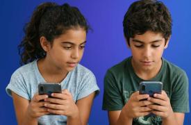 «Ψηφιακή ασπίδα» για τους ανήλικους: Με πλήρη εφαρμογή από το 2027