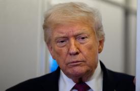 Στο Πακιστάν διαπραγματευτές των ΗΠΑ - Νέες απειλές Τραμπ για καταστροφή του Ιράν