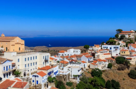 Τζια: Όλα όσα αξίζει να δείτε και να κάνετε στο πιο κοντινό νησί των Κυκλάδων