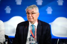 Τσακλόγλου: Η Ελλάδα αποδεικνύει ότι υπάρχει χώρος για υψηλές αμυντικές δαπάνες