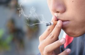 Πόσα παιδιά και έφηβοι έως 15 ετών κάνουν χρήση προϊόντων καπνού και νικοτίνης;