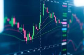 «Buy in May and stay» – Το ισχυρότερο δίμηνο της τριετίας στο Χρηματιστήριο της Αθήνας
