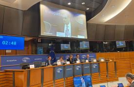 Πιερρακάκης: «Η Ευρώπη να περάσει από την ανθεκτικότητα στην επίθεση»