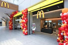 McDonald’s: Από το πρώτο εστιατόριο το 1991 στο Σύνταγμα στο νέο concept καταστημάτων