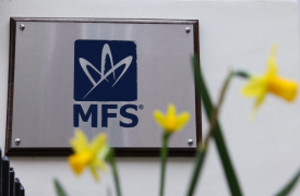 Η κατάρρευση της MFS: Ένα βρετανικό «κανόνι» απειλεί τράπεζες και funds σε ΕΕ και ΗΠΑ