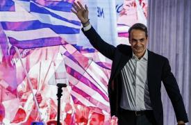 Ο Μητσοτάκης απαντά «γιατί μια τρίτη τετραετία» - Το κόμμα Καρυστιανού «καταπίνει» τον ΟΠΕΚΕΠΕ - Ο Δούκας παίρνει αποστάσεις