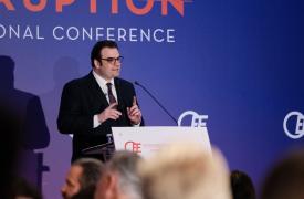 Πιερρακάκης: Αλλάζει το πλαίσιο στη δέουσα επιμέλεια λογιστών