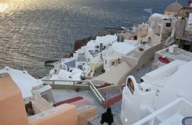 Σαντορίνη: Πλαφόν στην κρουαζιέρα, αναβάθμιση υποδομών και στοίχημα η βιωσιμότητα
