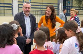 Μιχαηλίδου: «Στην Αίγινα τα σχολικά γεύματα φτάνουν πλέον σε όλα τα δημοτικά σχολεία»