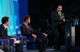 Πετραλιάς: «Η Ελλάδα επιτυχημένο παράδειγμα δημοσιονομικής πολιτικής»