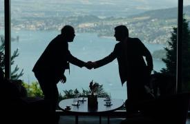 Βανς: Επιστρέφουν οι επιθεωρητές του ΔΟΑΕ στο Ιράν - Μπήκαν τα θεμέλια για τελική συμφωνία