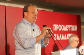Φάμελλος: Με το «δίπλα» στον Αλέξη Τσίπρα είμαστε παρόντες στην προγραμματική σύγκλιση