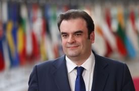 Πιερρακάκης: «Ταχύτερα οι επενδύσεις στην ενέργεια με την πρόσθετη δημοσιονομική ευελιξία μας»