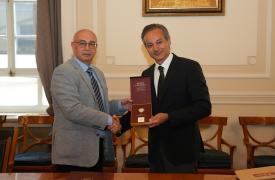 «ΕΣΕΕ και ΟΠΑ ενώνουν δυνάμεις για τη σύνδεση της ακαδημαϊκής κοινότητας με την πραγματική οικονομία»