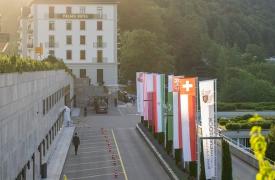 Τριμερείς συνομιλίες Ιράν-ΗΠΑ-Κατάρ στην Ελβετία: Στο μικροσκόπιο Λίβανος, πυρηνικά και Στενά του Ορμούζ