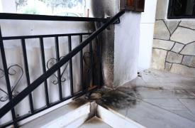 Πέθανε η μητέρα στελέχους της ΝΔ από την εμπρηστική επίθεση στη Θεσσαλονίκη