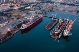 EY-Parthenon: Πώς η Ελλάδα μπορεί να τετραπλασιάσει τα έσοδα της ναυπηγοεπισκευής