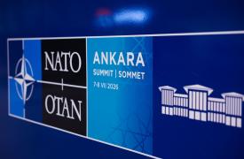 Το ΝΑΤΟ χρειάζεται την Τουρκία, αλλά δυσκολεύεται να την εμπιστευτεί