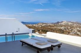 Στον Όμιλο HotelBrain το Carpe Diem στη Σαντορίνη