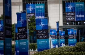 Κοινή διακήρυξη ΝΑΤΟ: Εξοπλιστικά άνω των 50 δισ. δολαρίων - «Ακλόνητη» δέσμευση στο Άρθρο 5