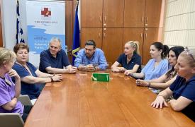 Χαρακόπουλος με νοσηλευτές στο ΓΝ Λάρισας: Αναγνώριση της προσφοράς νοσηλευτών η ένταξη στα βαρέα - ανθυγιεινά